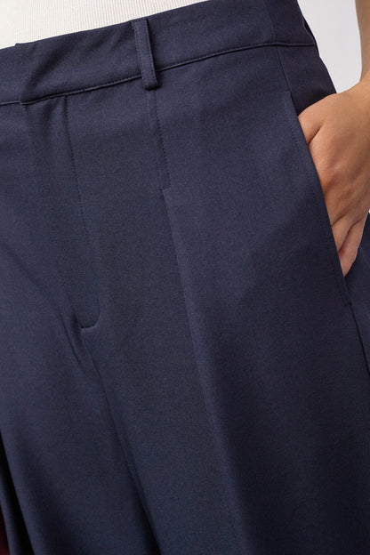 LunaCC Pleat Pant - Navy L34