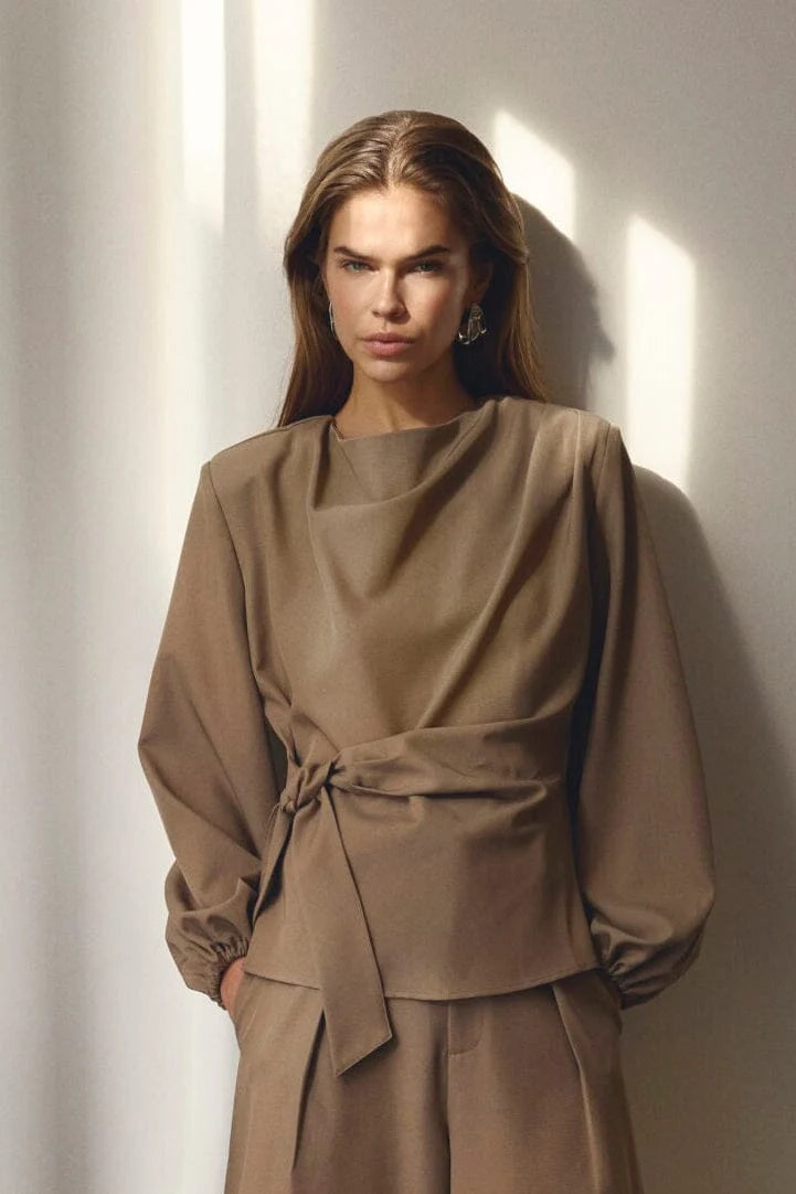 LunaCC Tie Blouse - Taupe