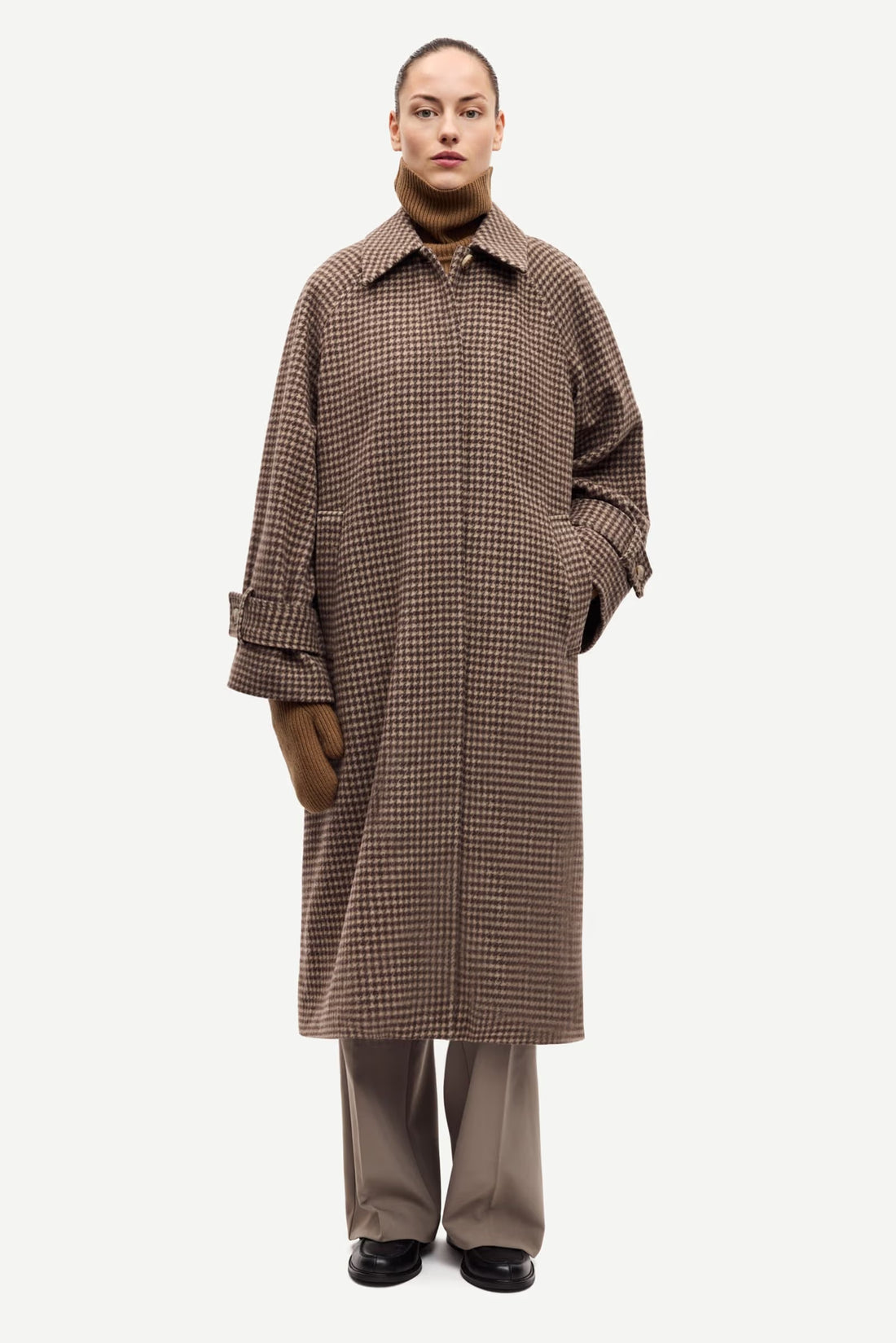 Alma Coat - Salute
