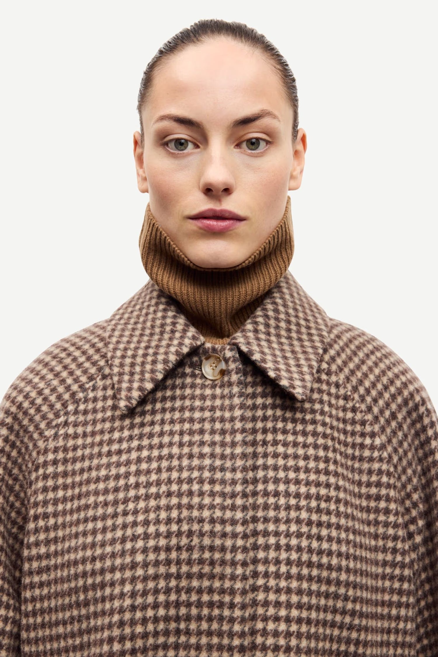 Alma Coat - Salute