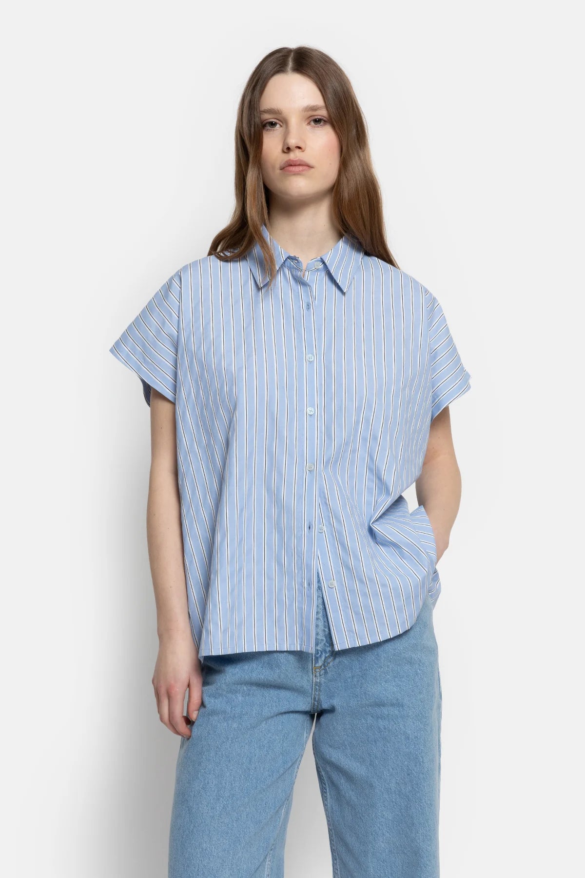 Narcissist Sleeveless Shirt - White Blue Black