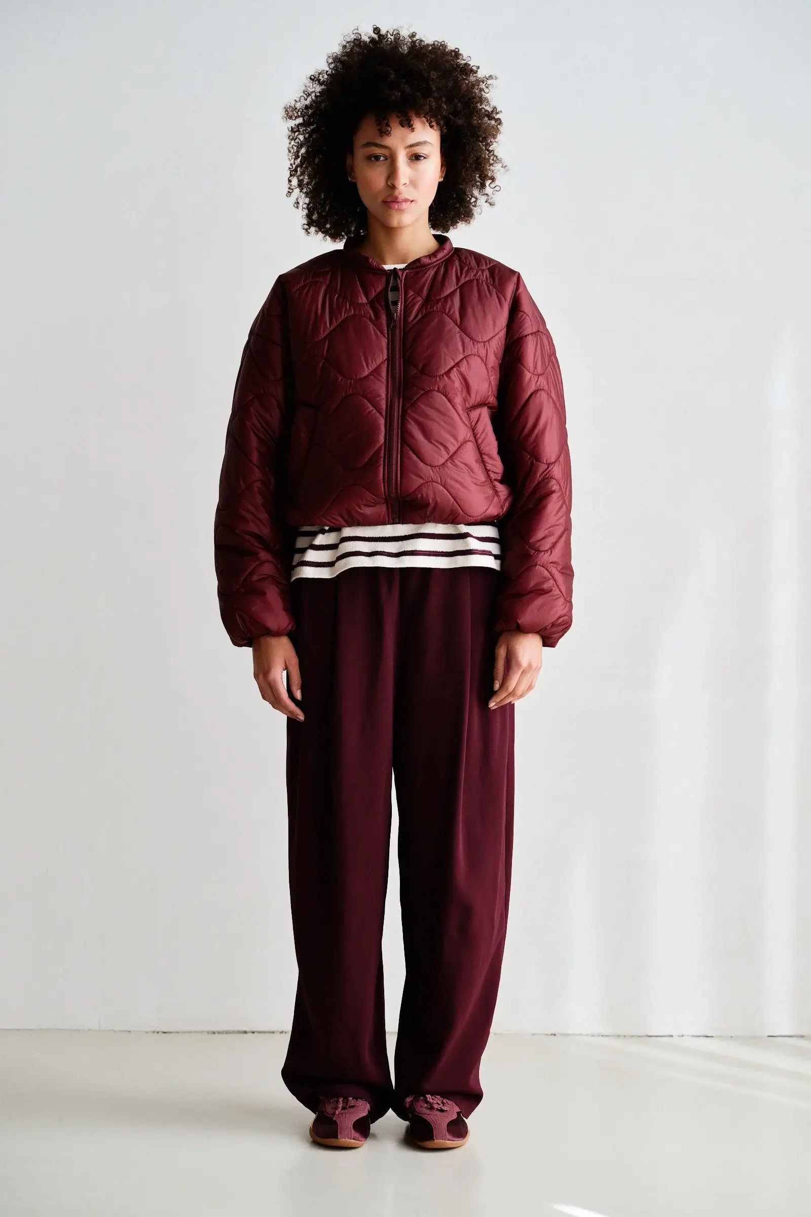 W26C387 - Aubergine