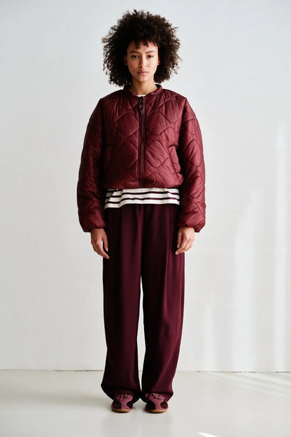 W26C387 - Aubergine