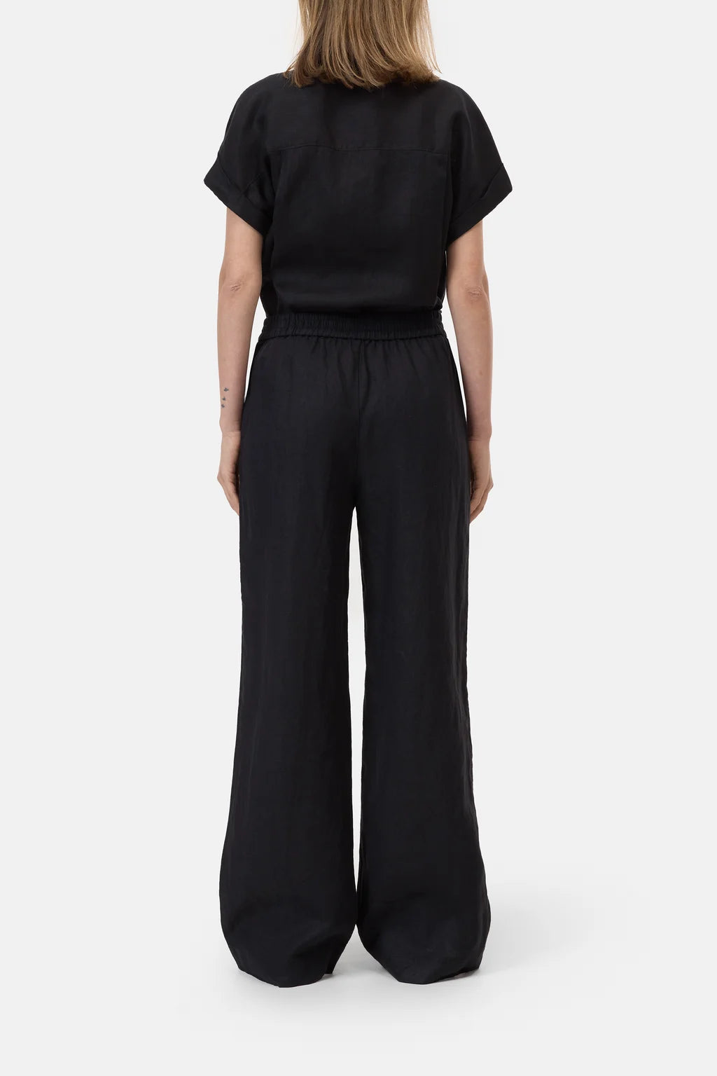Winona - Black