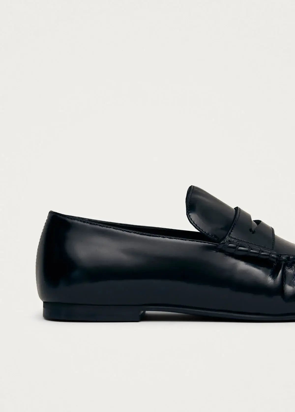 Aven Leather Loafers - Black