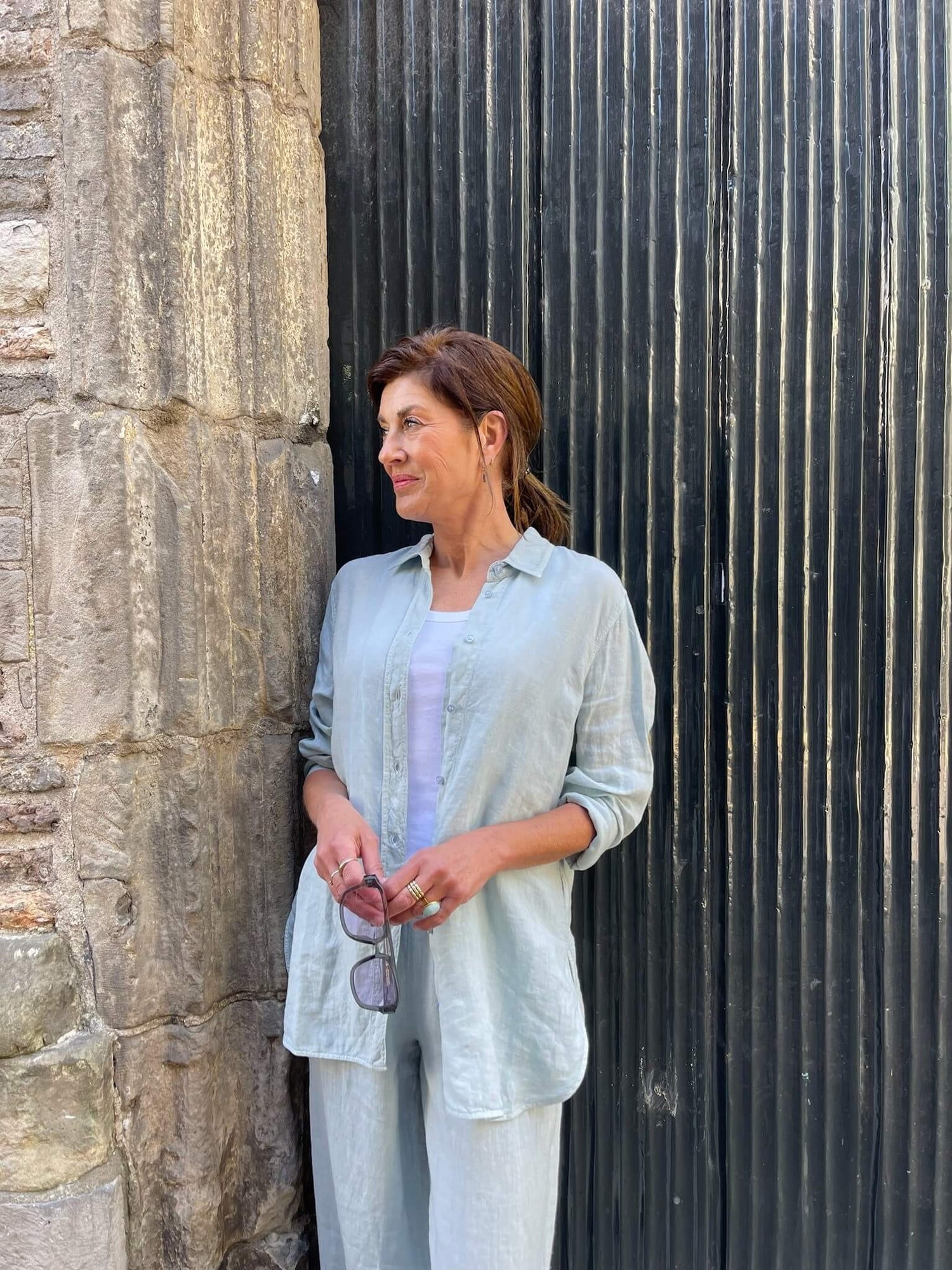Blue linen look