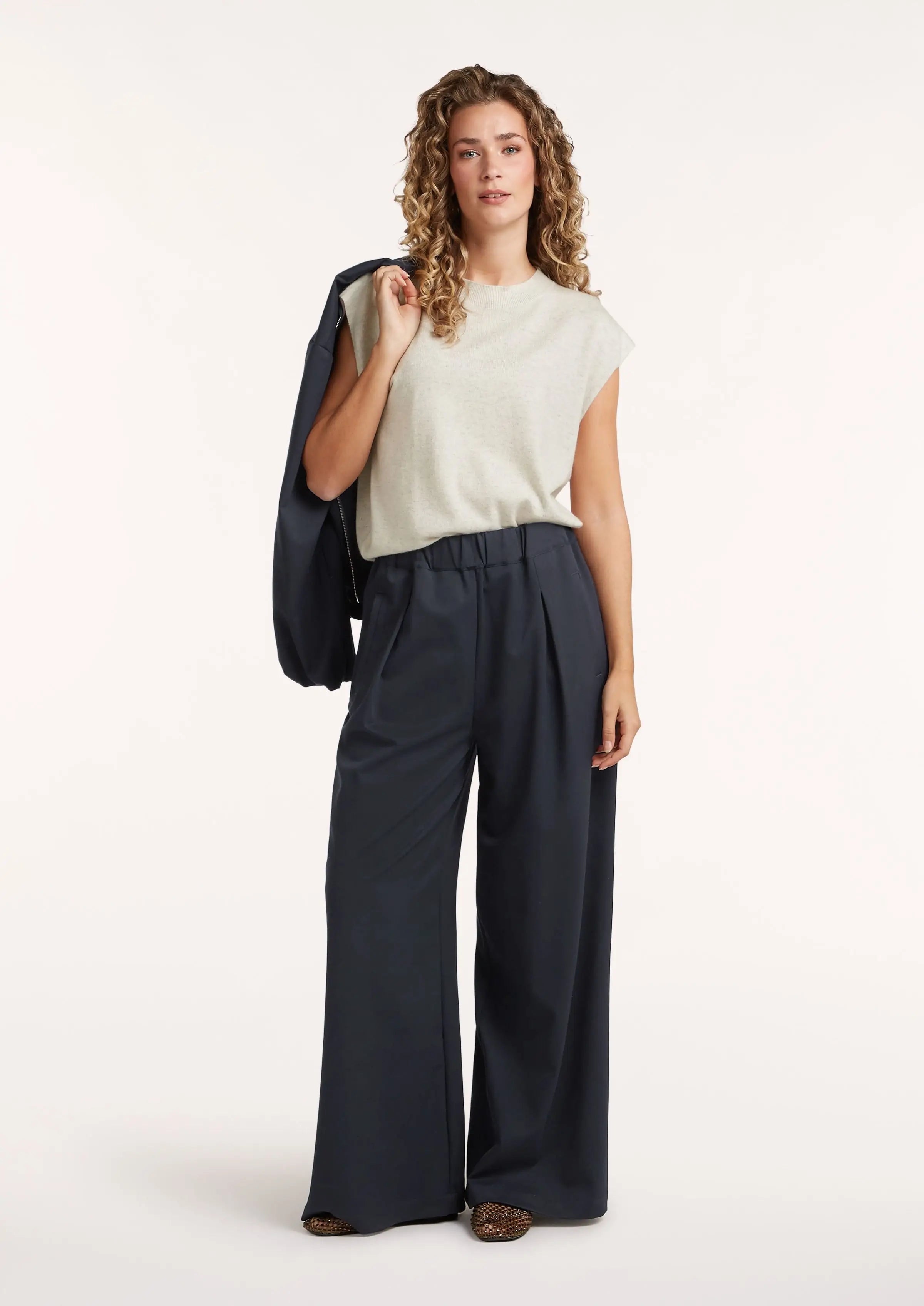Brooke Knit - Ice Grey