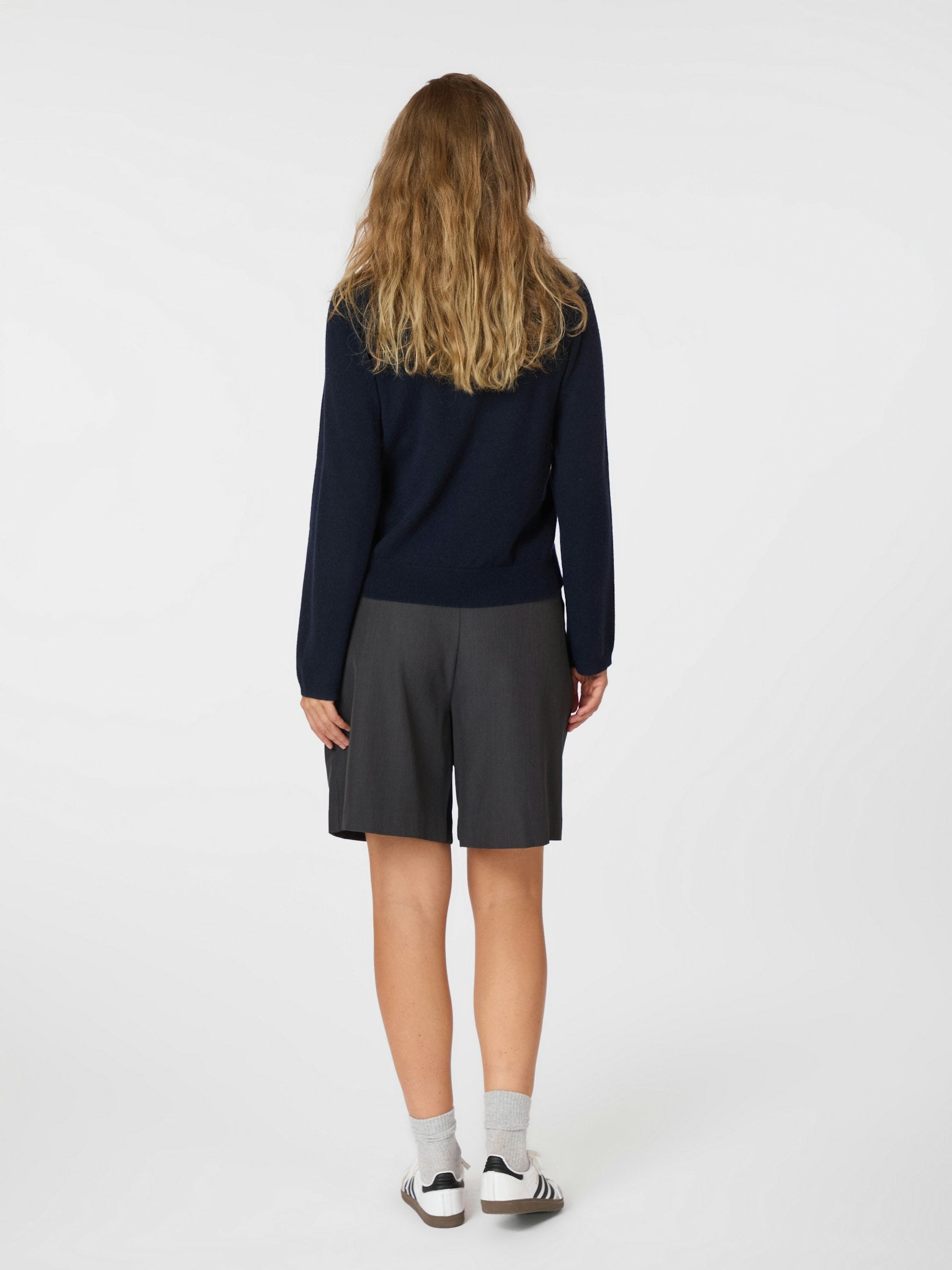 Nika Structure Shorts - Dark Grey
