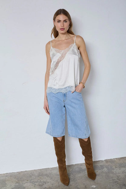 IdunCC Lace Top - Off White