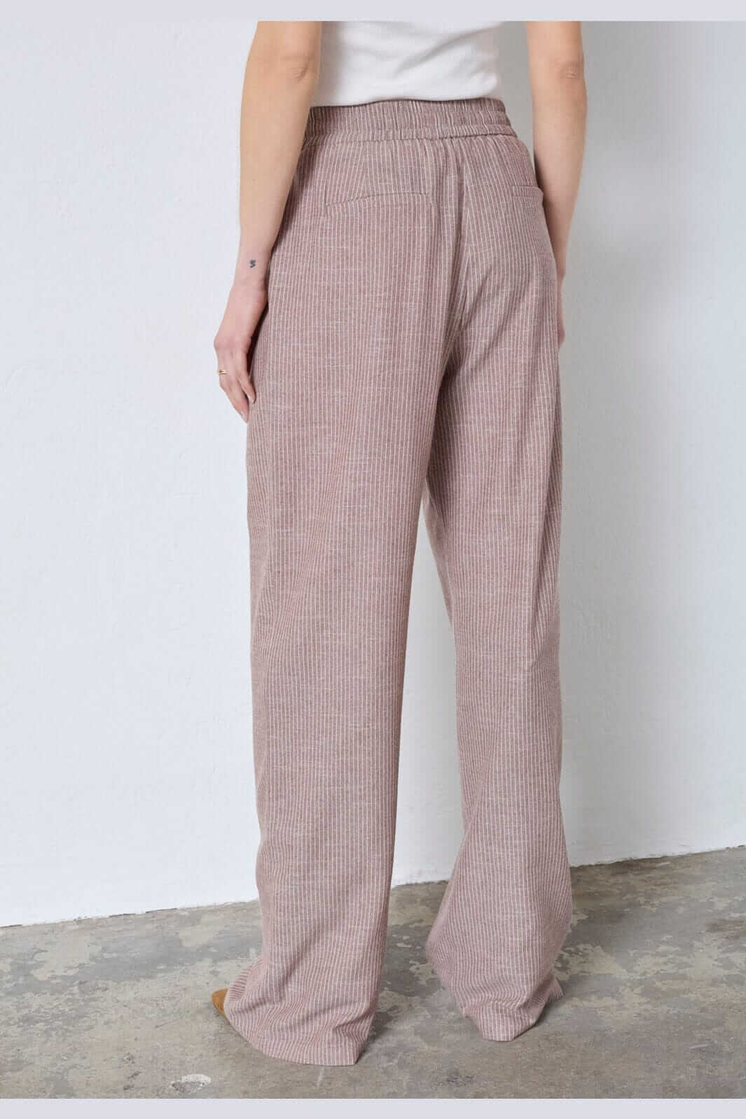 JihoCC Stripe Pant - Brown