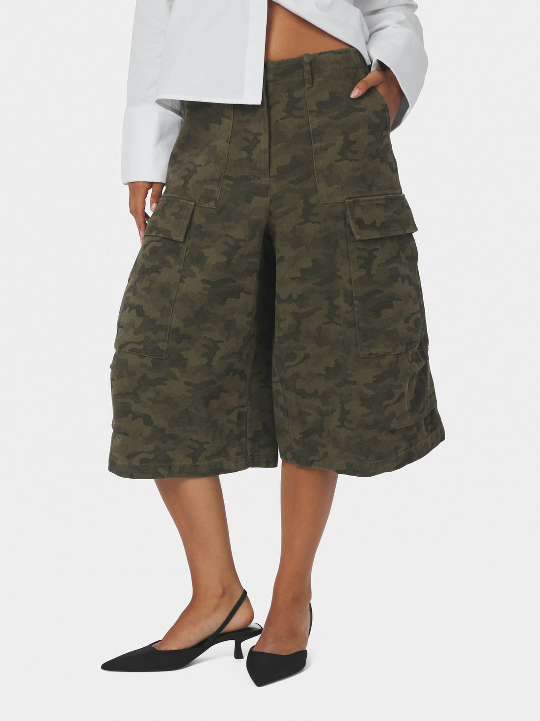 Islana Camou Shorts - Camou | Pre order begin september