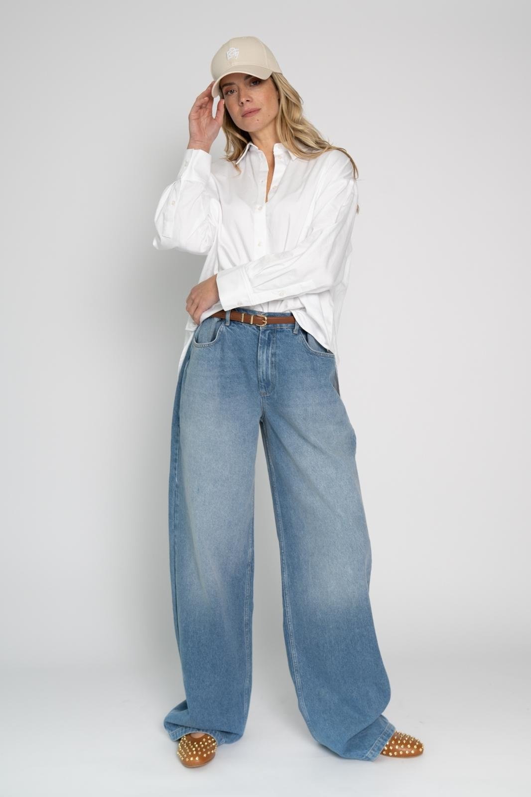 Arienne Button Back - White