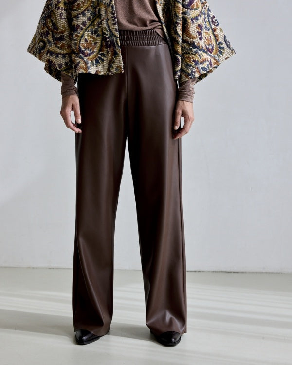 Delphine - Brown