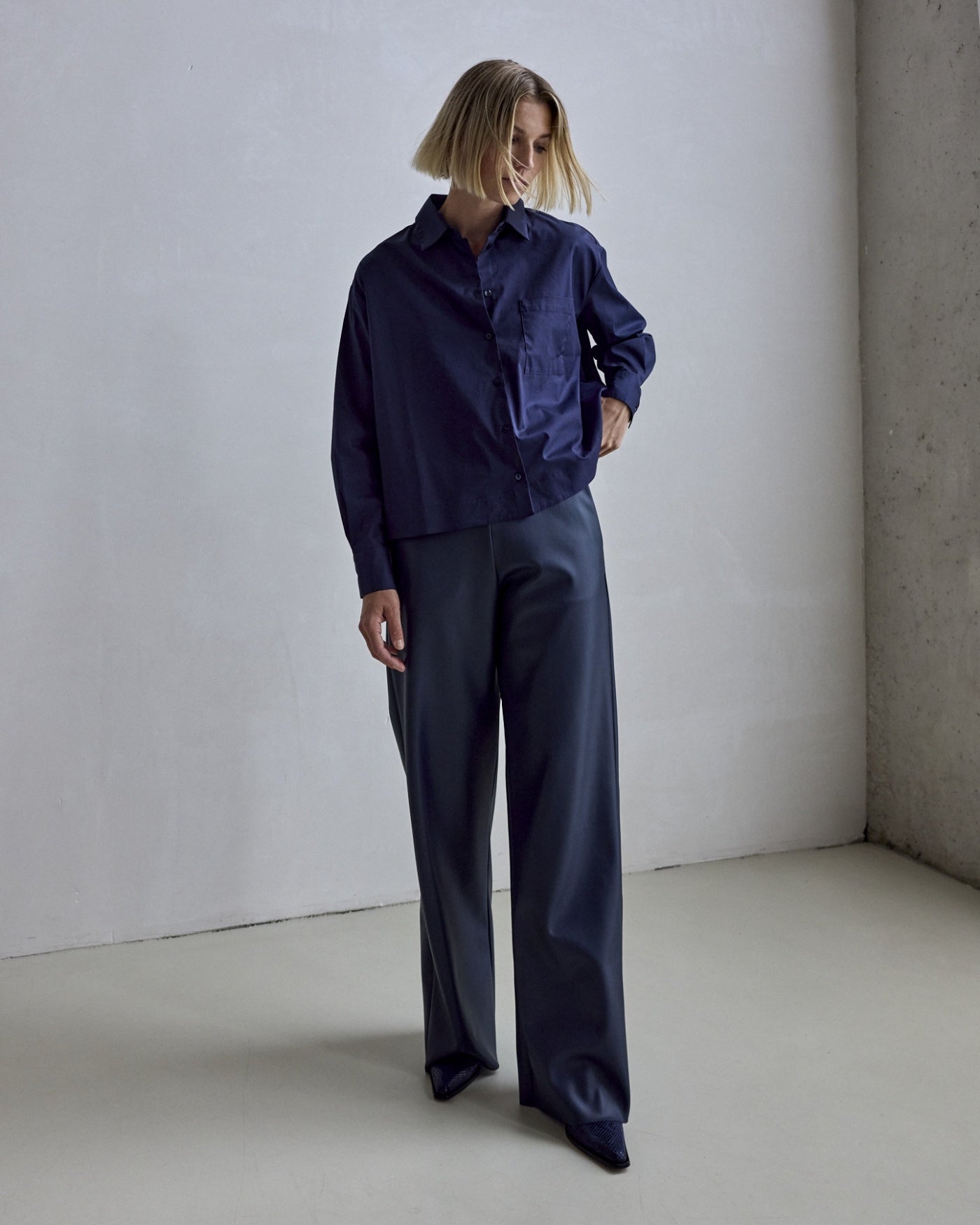 Delphine - Navy
