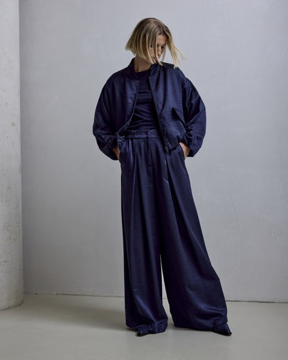 Odila Satin - Navy