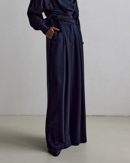 Odila Satin - Navy