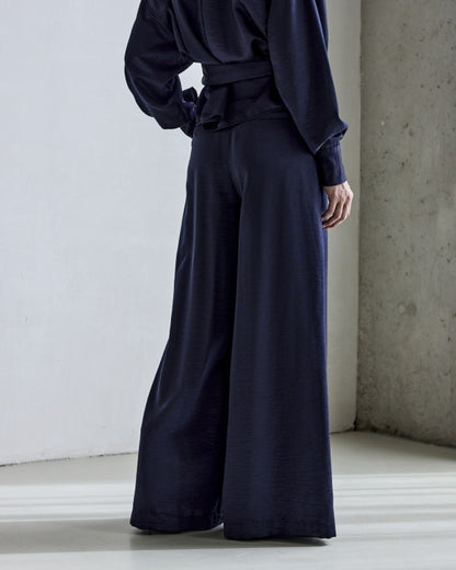 Odila Satin - Navy