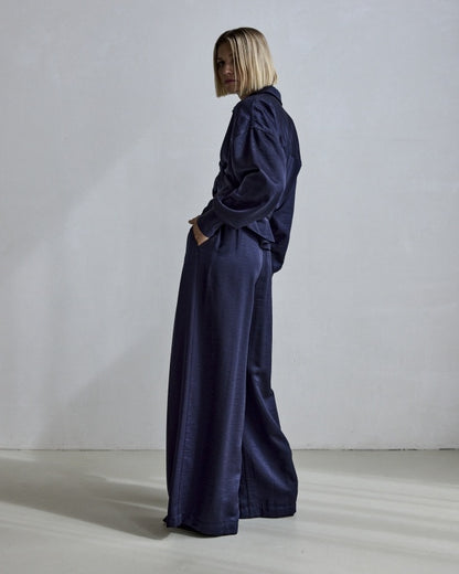 Odila Satin - Navy