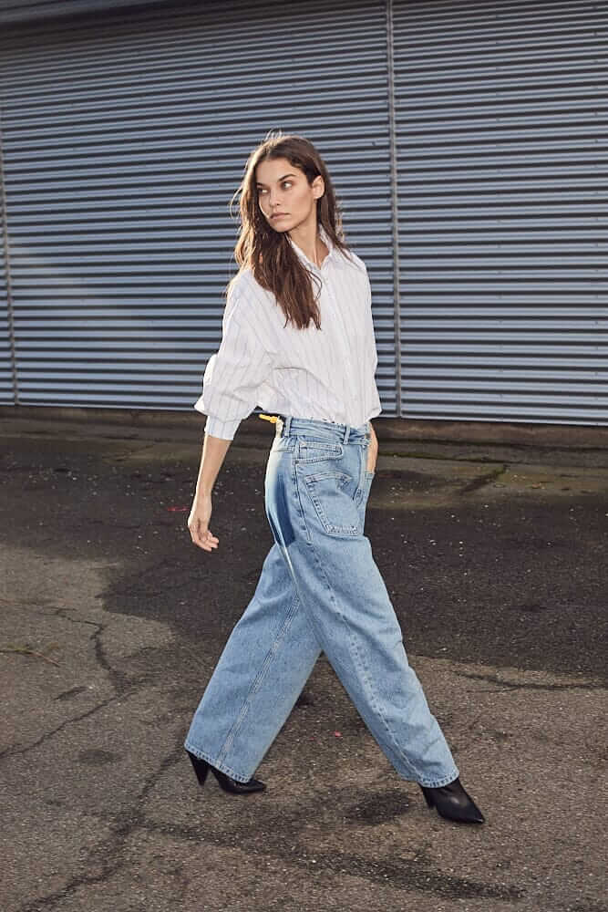 Flip Waist Pocket Tall Jeans - Bleached Denim