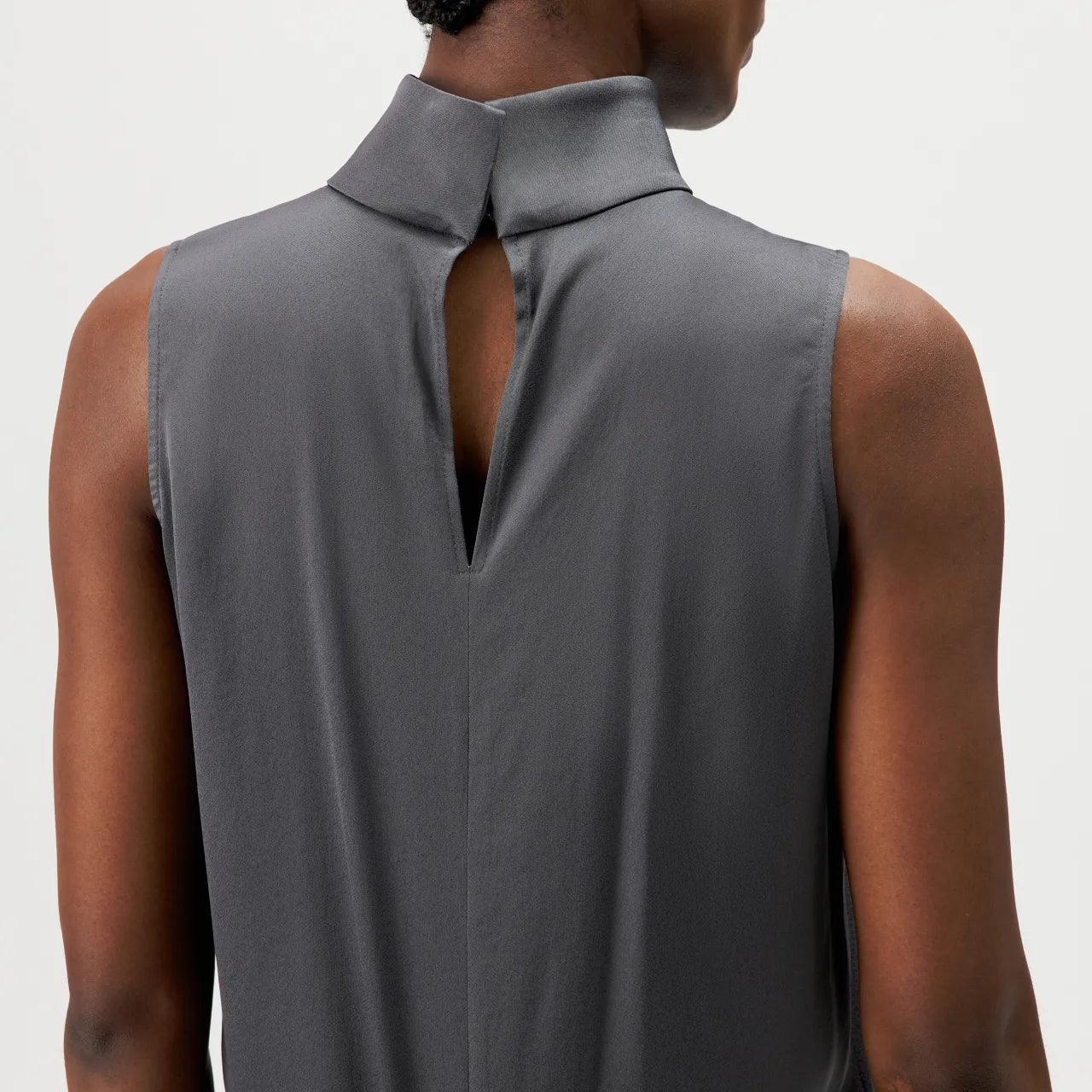Halira - Grey