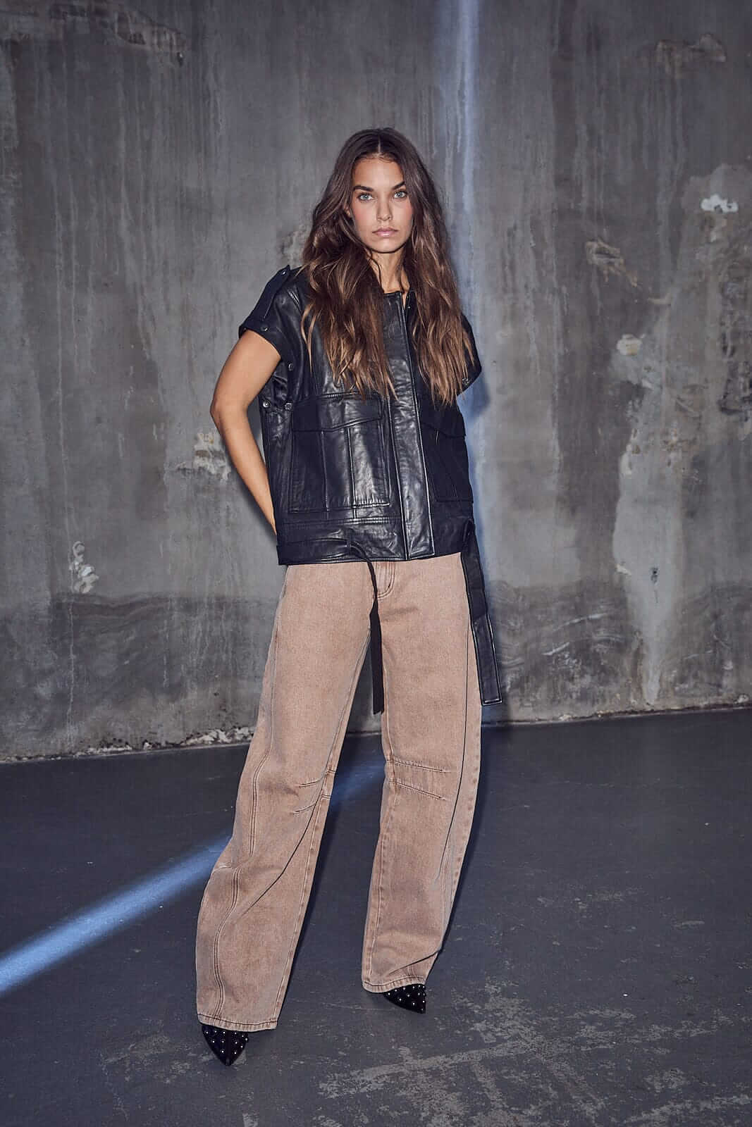 Drew Barrel Panel Jeans - Camel