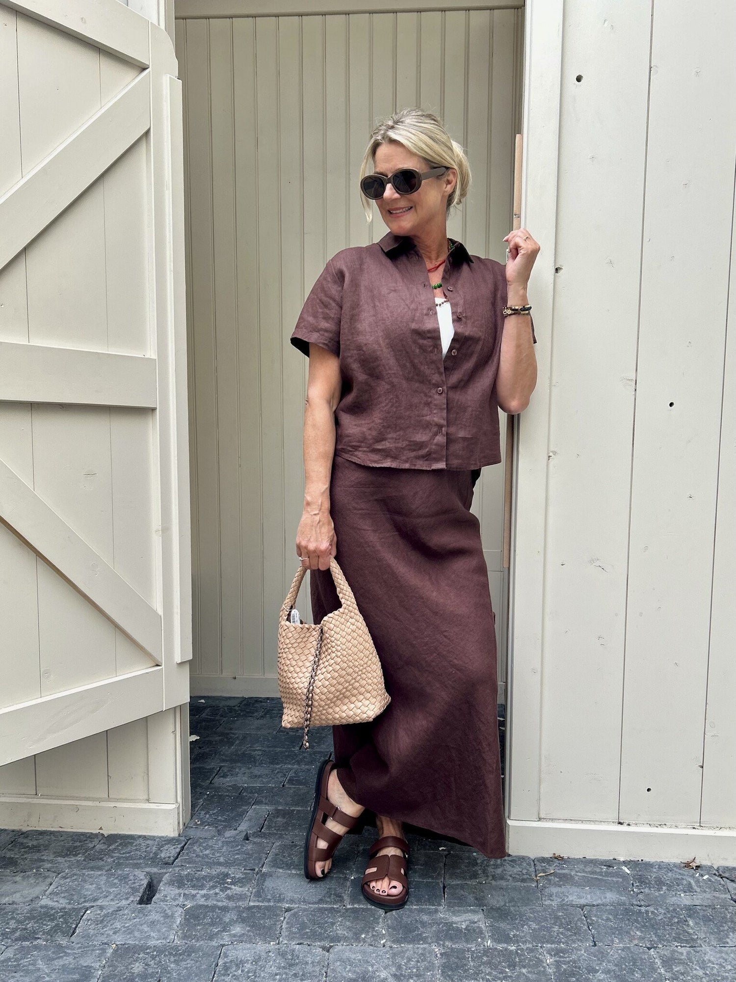 Brown Linnen Look
