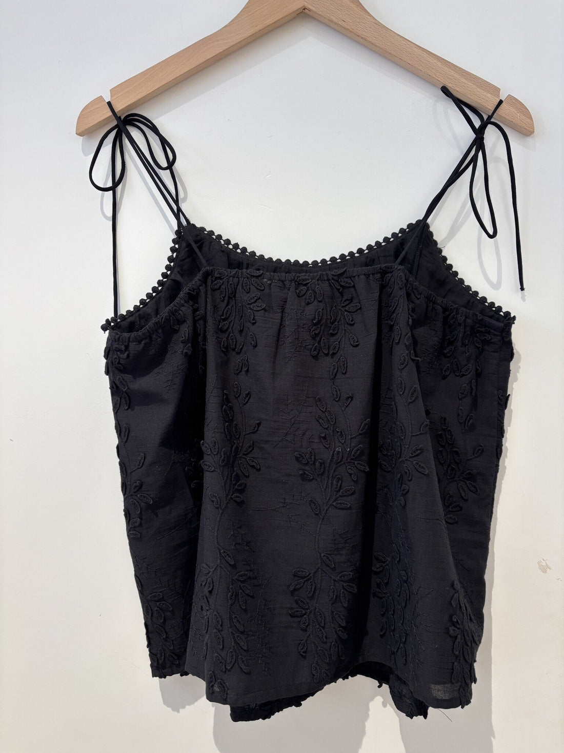 NessaCC Singlet - Black