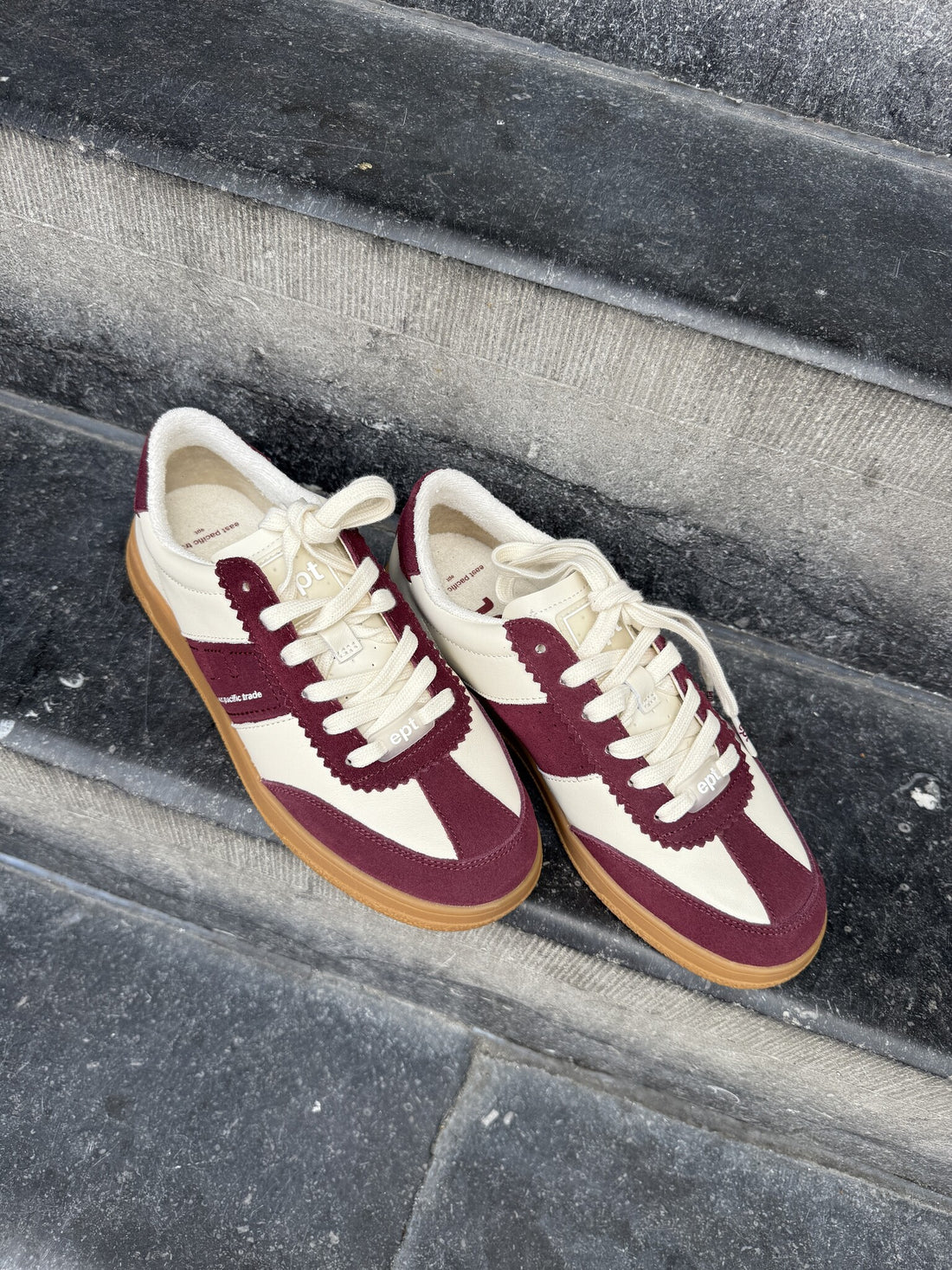 Santos - Tofu Burgundy