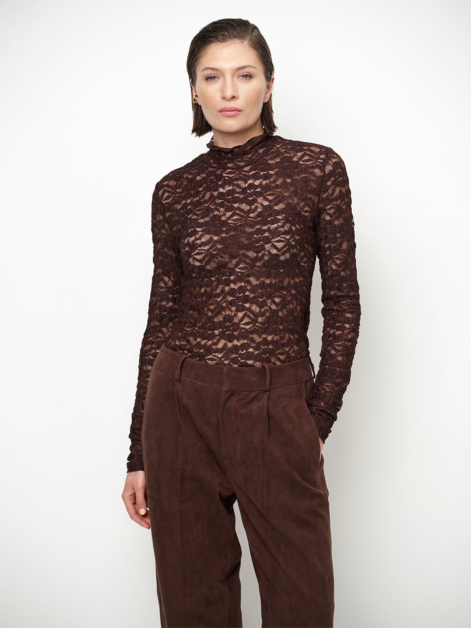 Irony Lace Turtle Neck Top – Espressobraun