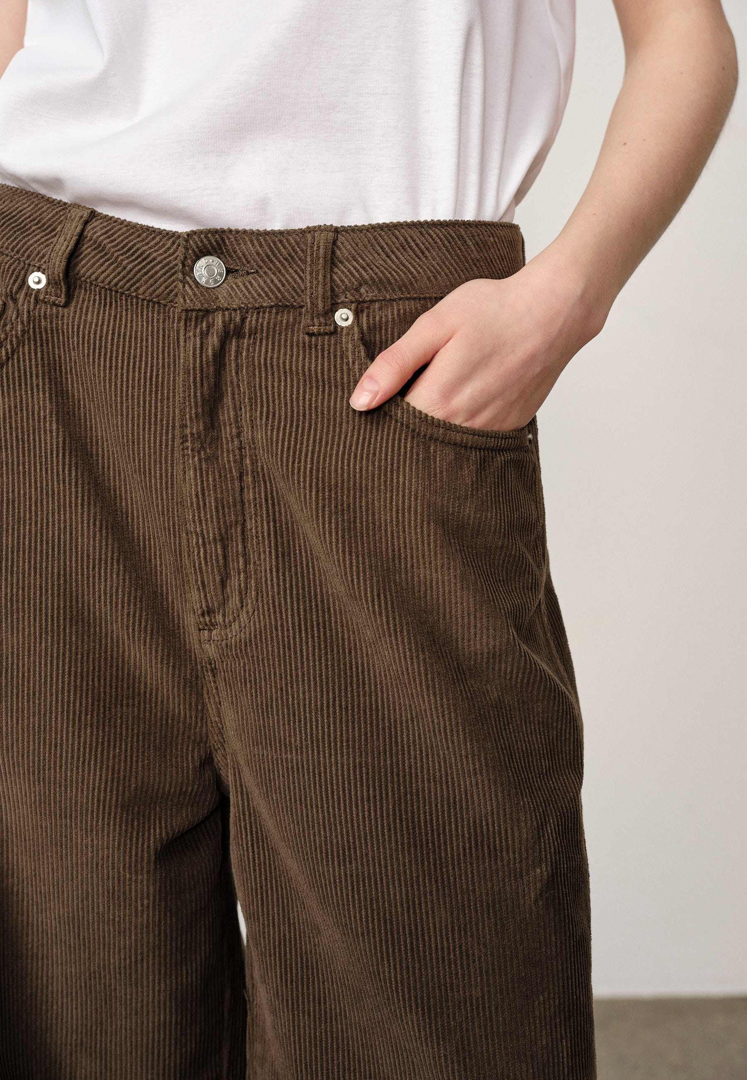 Kat Mid Waist Pants - Dark Olive