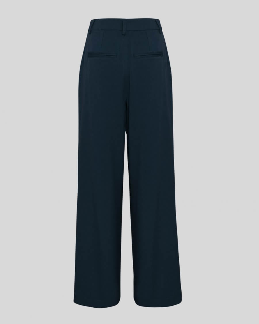 Henrika HW - Sky Captain