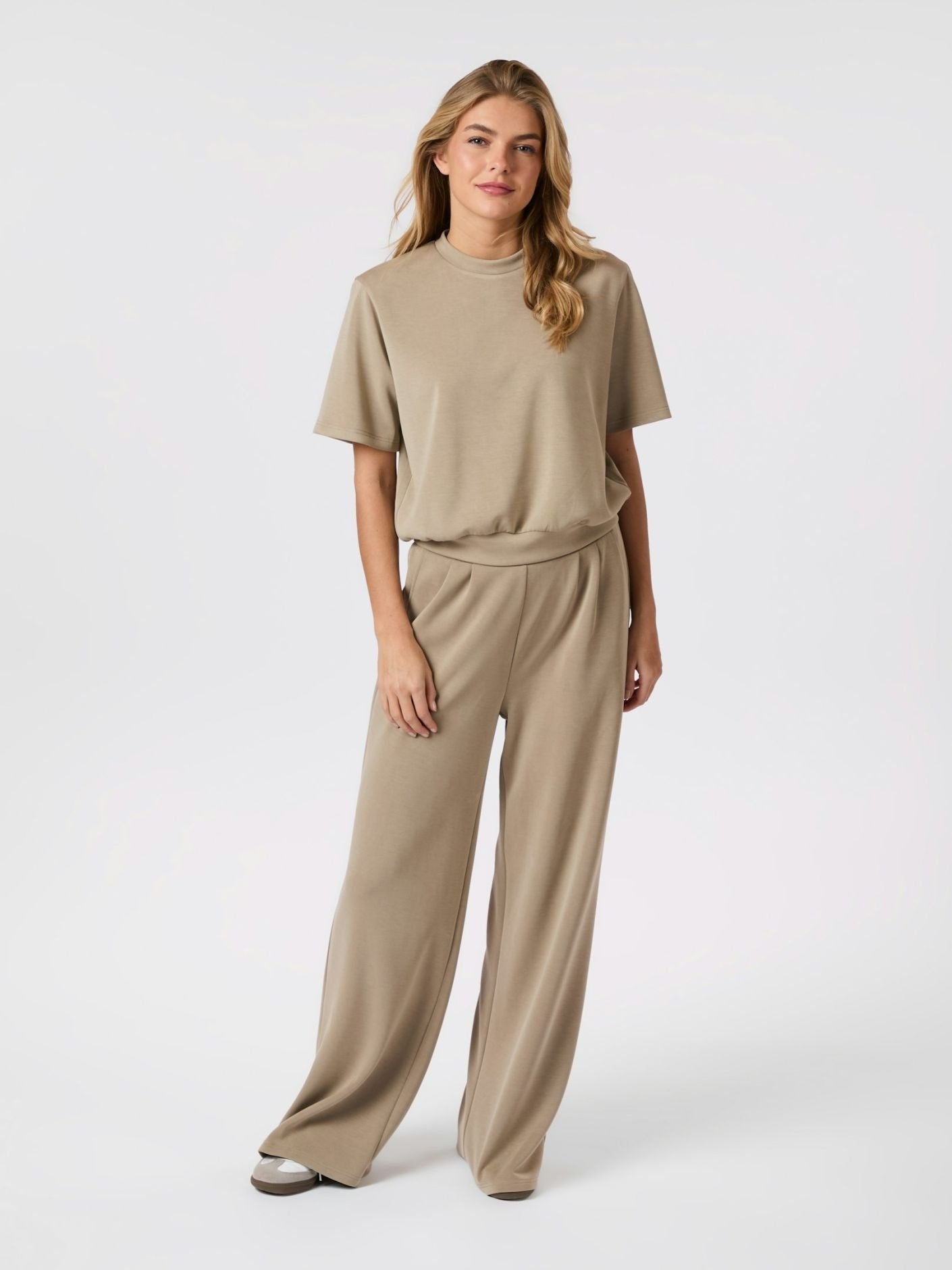 Clove Soft Tee - Taupe