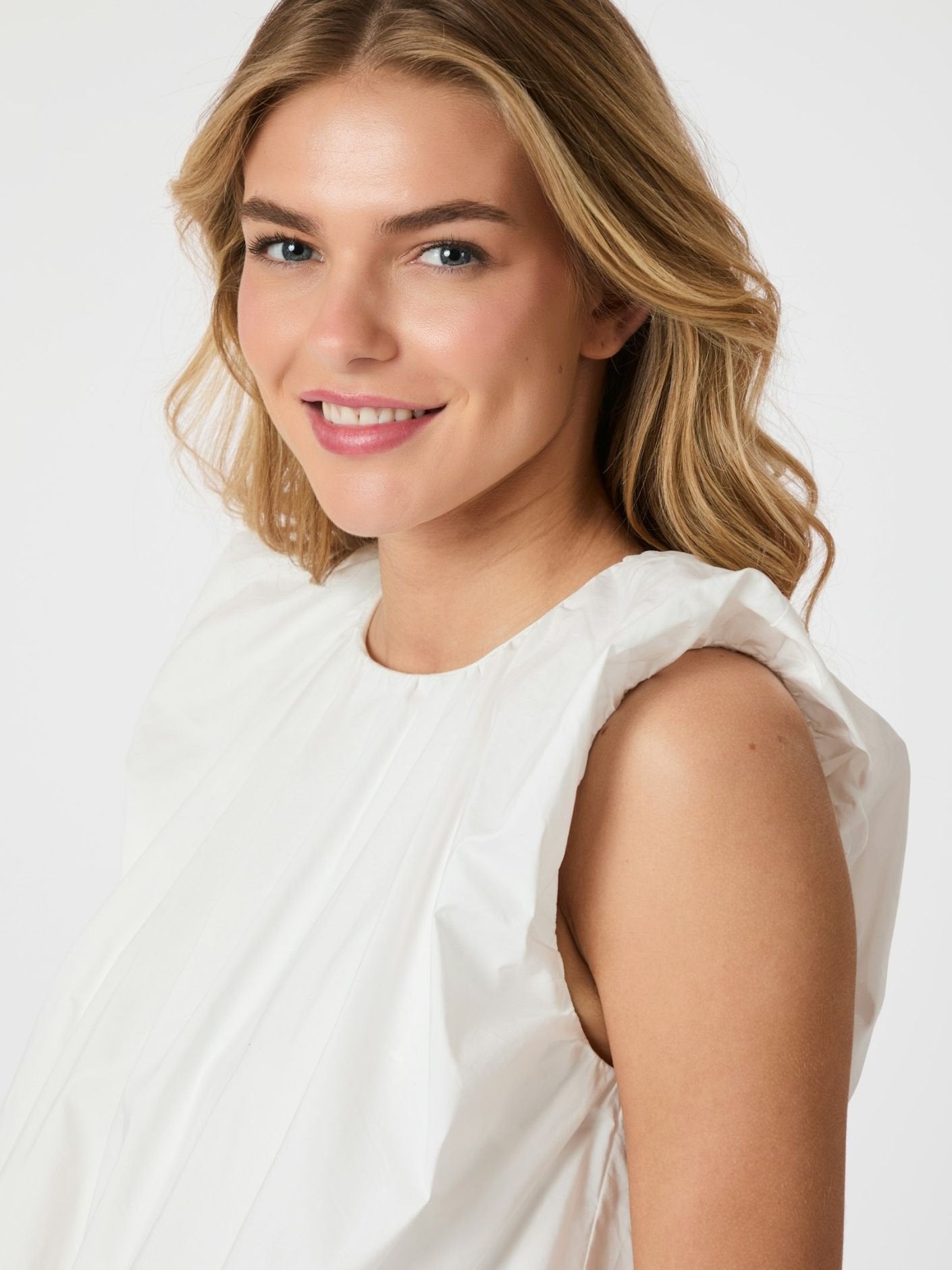 Ivania Poplin Top - White