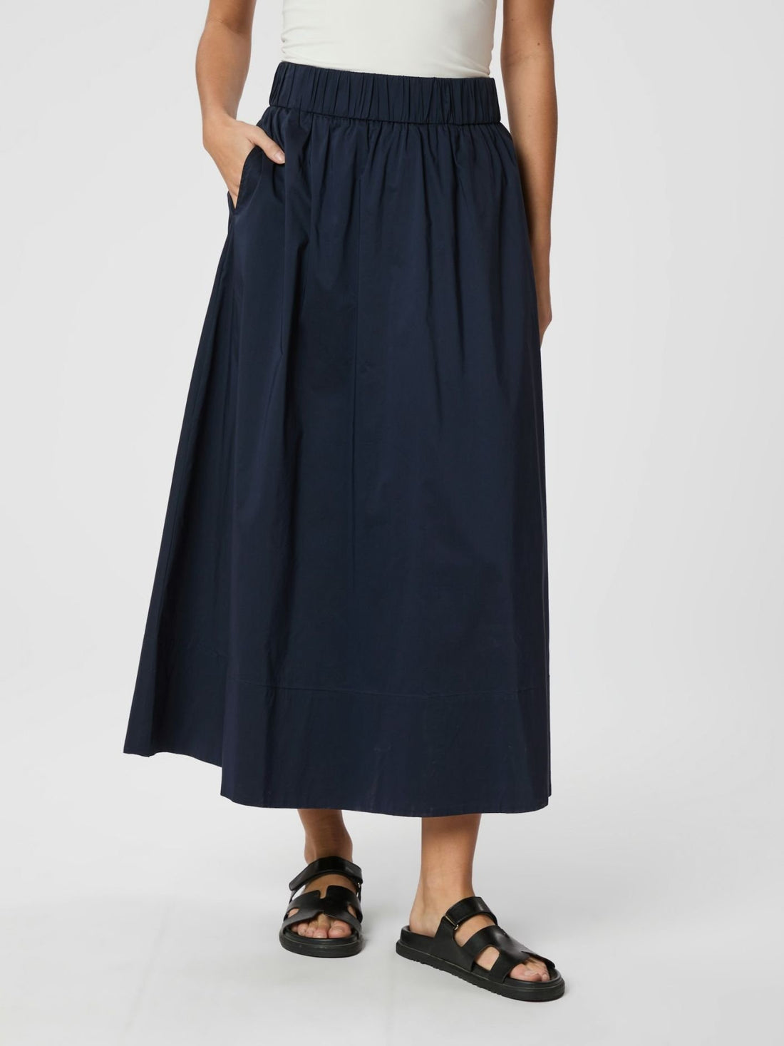Yara Long Poplin Skirt - Navy