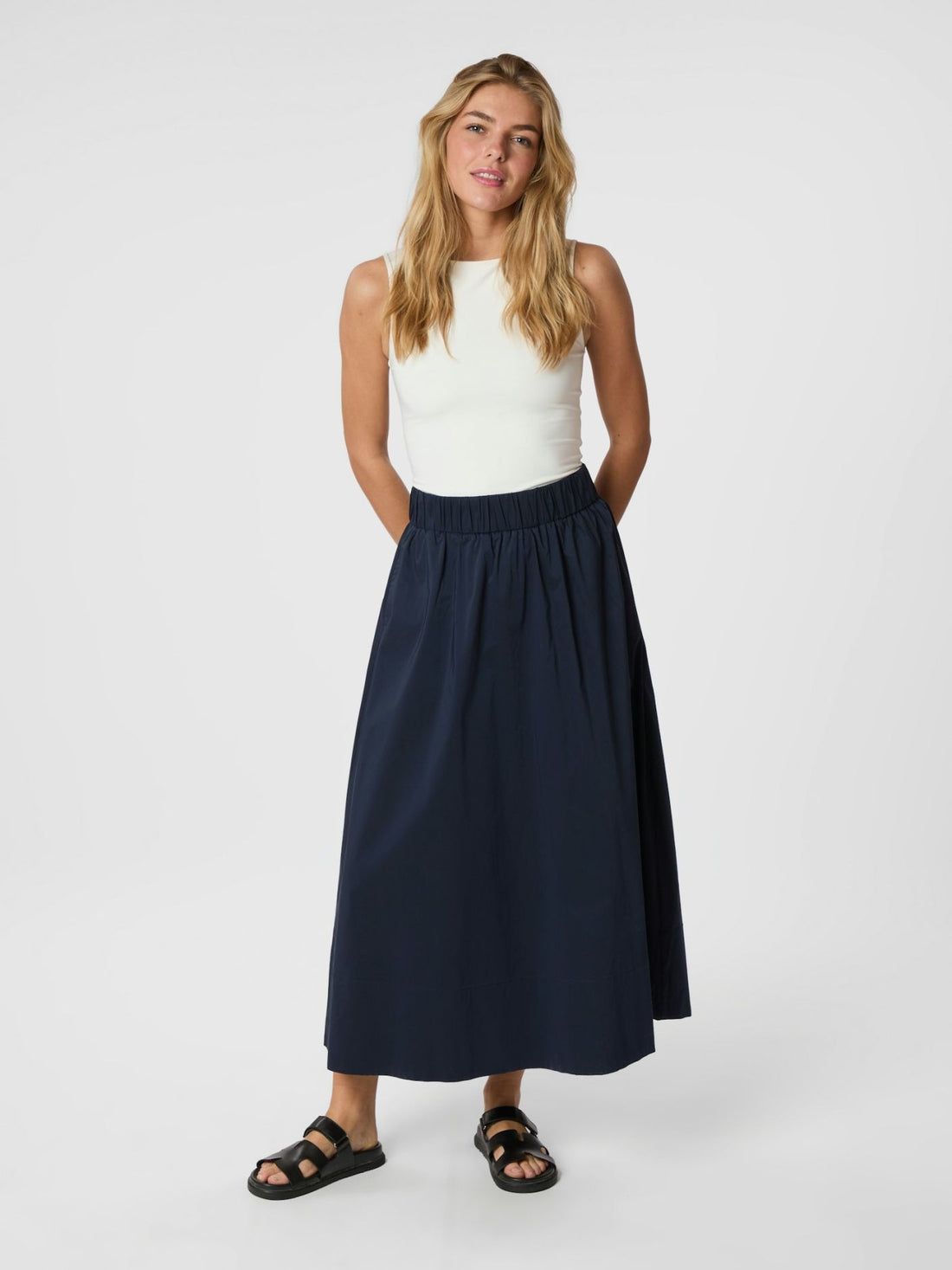 Yara Long Poplin Skirt - Navy