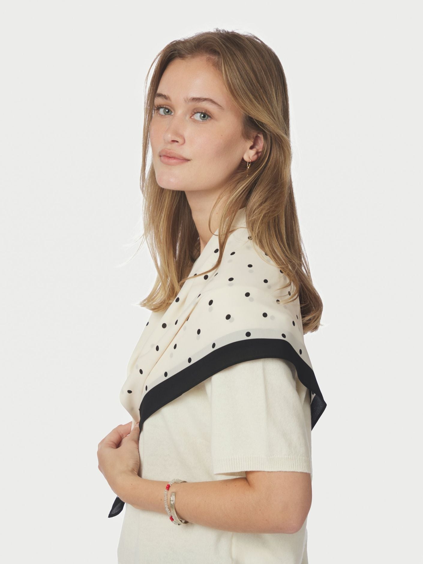 Tamma big dot scarf - Off white