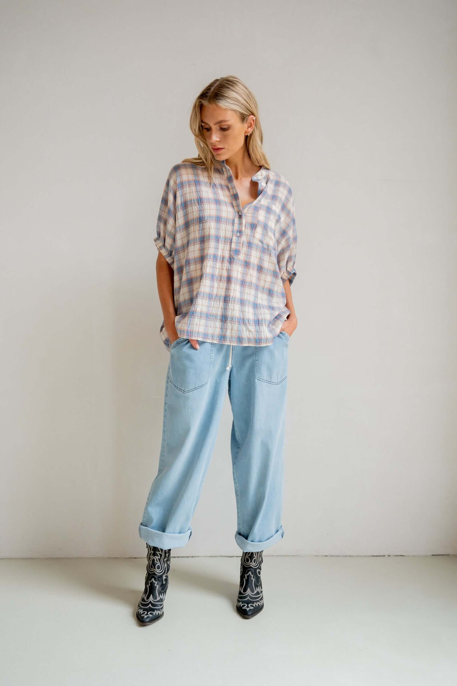 S26F1822 - Blue Check