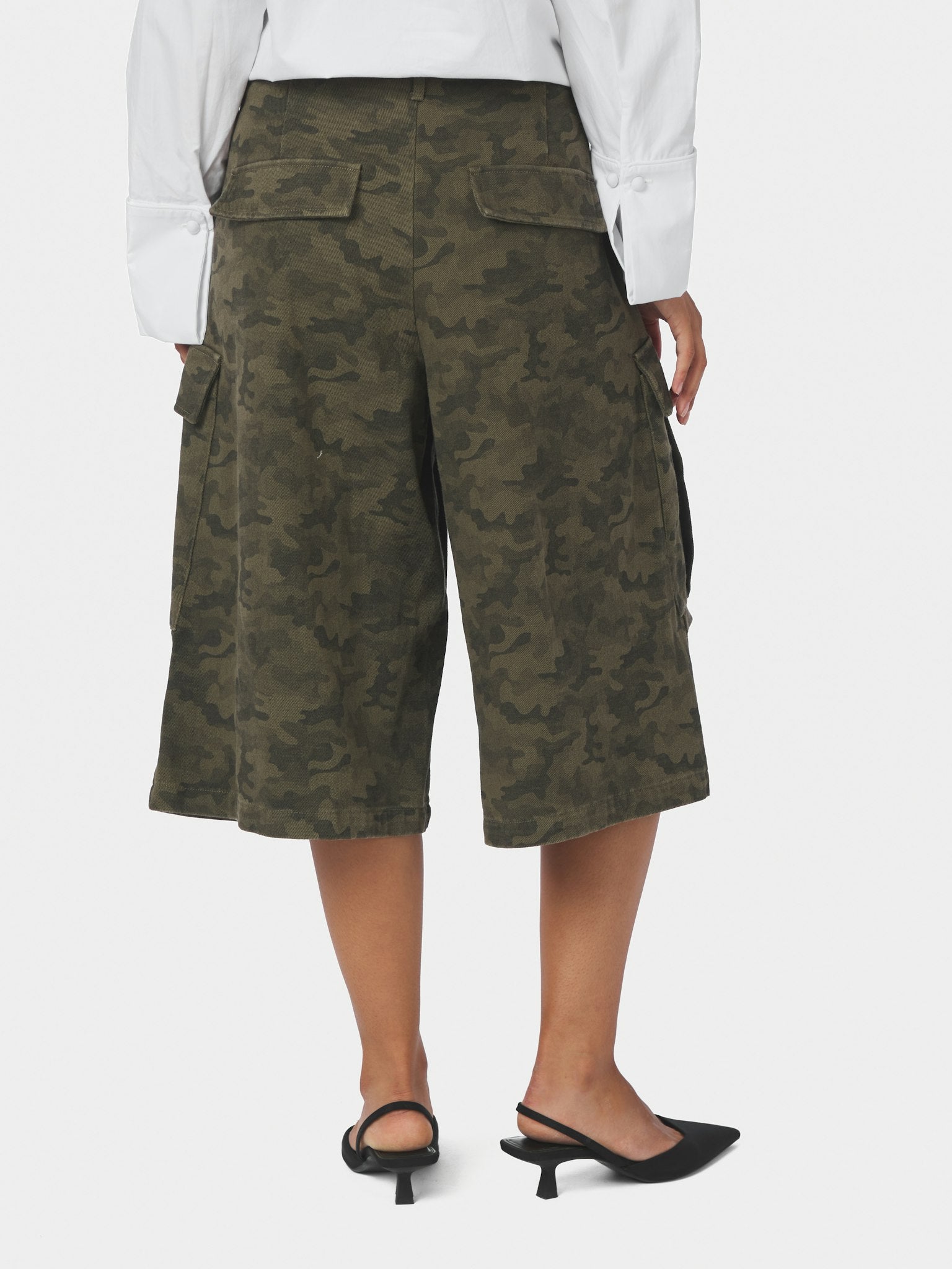 Islana Camou Shorts - Camou | Pre order begin september