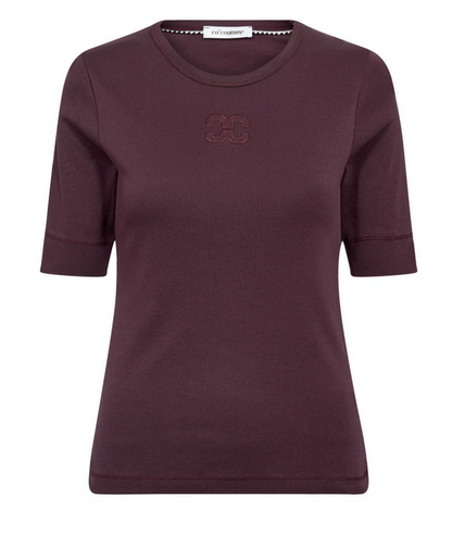 GrannyCC Embroidery SS Tee - Winered