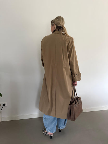 The everyday trenchcoat look