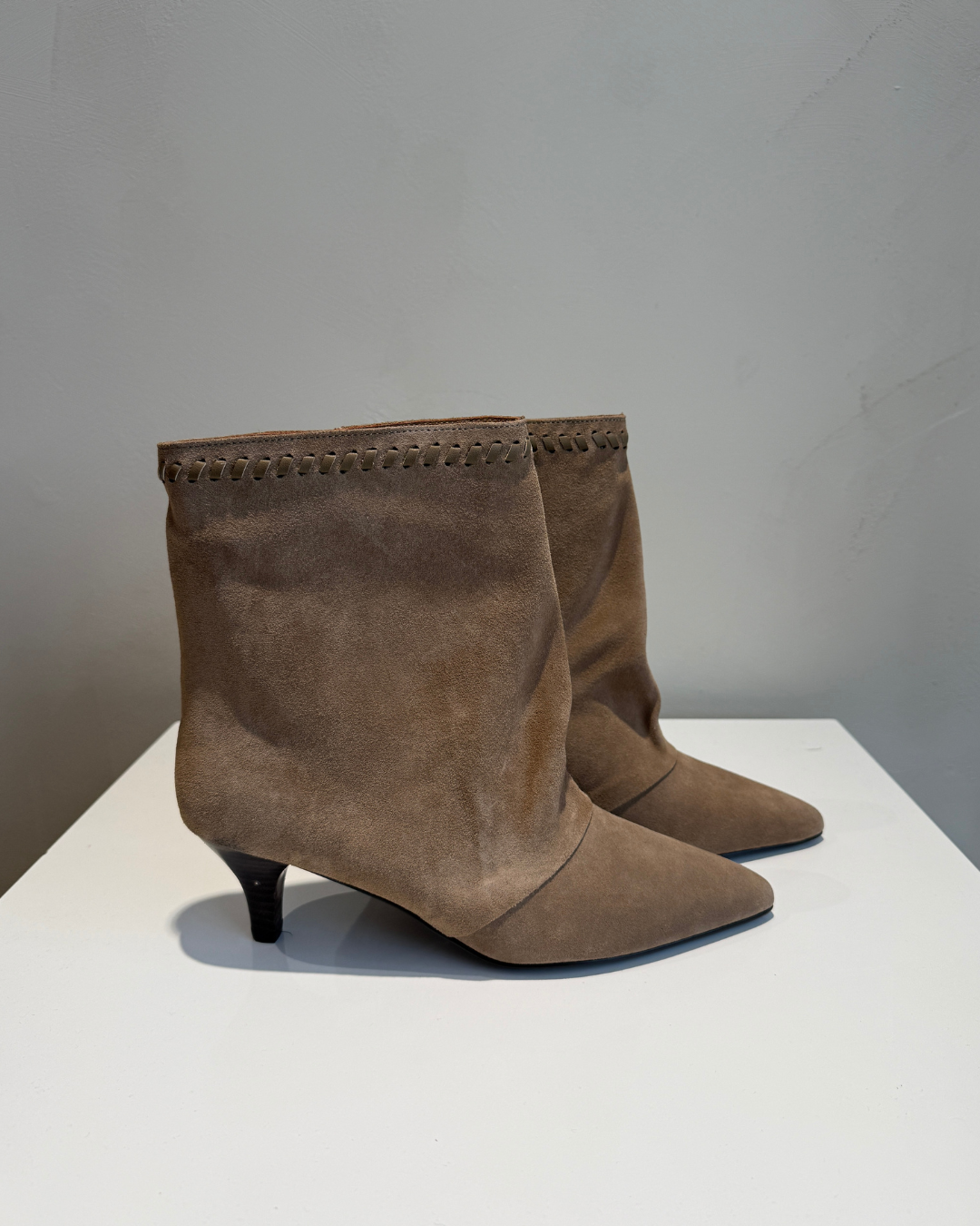 TL-Maeve Cow Suede - Taupe