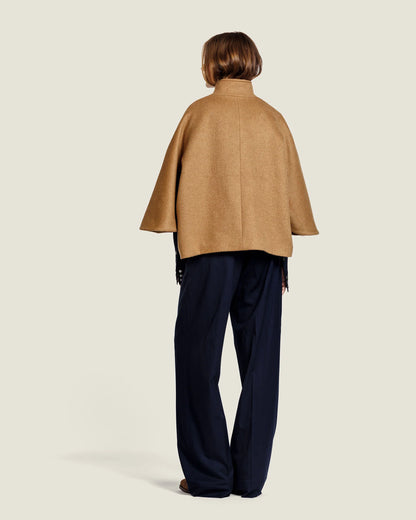 Zoelle Wool Cape - Tabacco